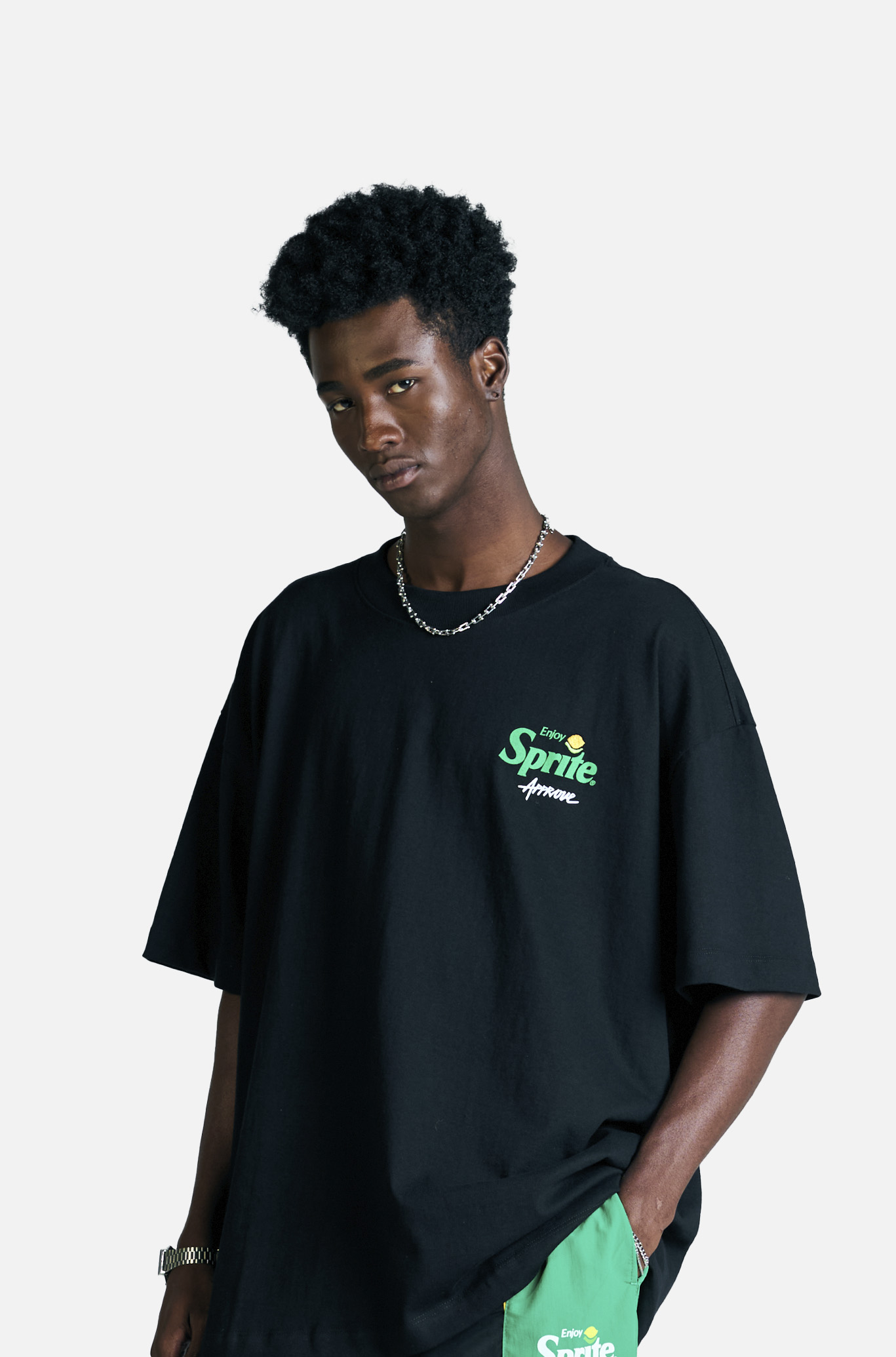Camiseta Huge Approve x Sprite Bottles Preta