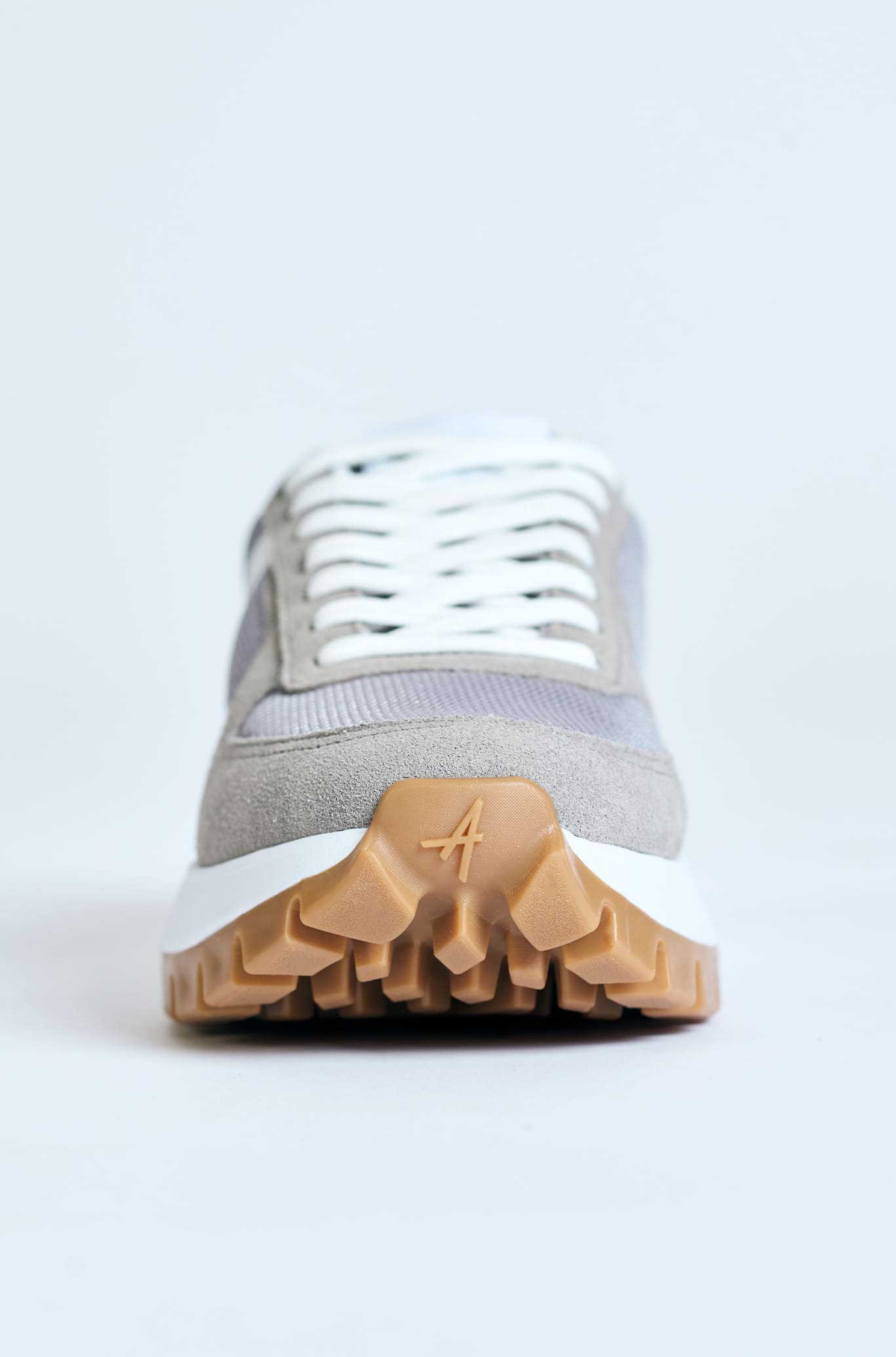 Tenis Step Runner X Approve Cinza e Branco