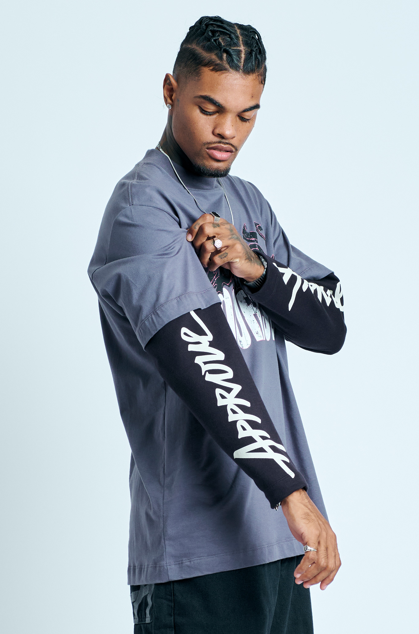 Camiseta Manga Longa Approve Gothic Cinza Chumbo