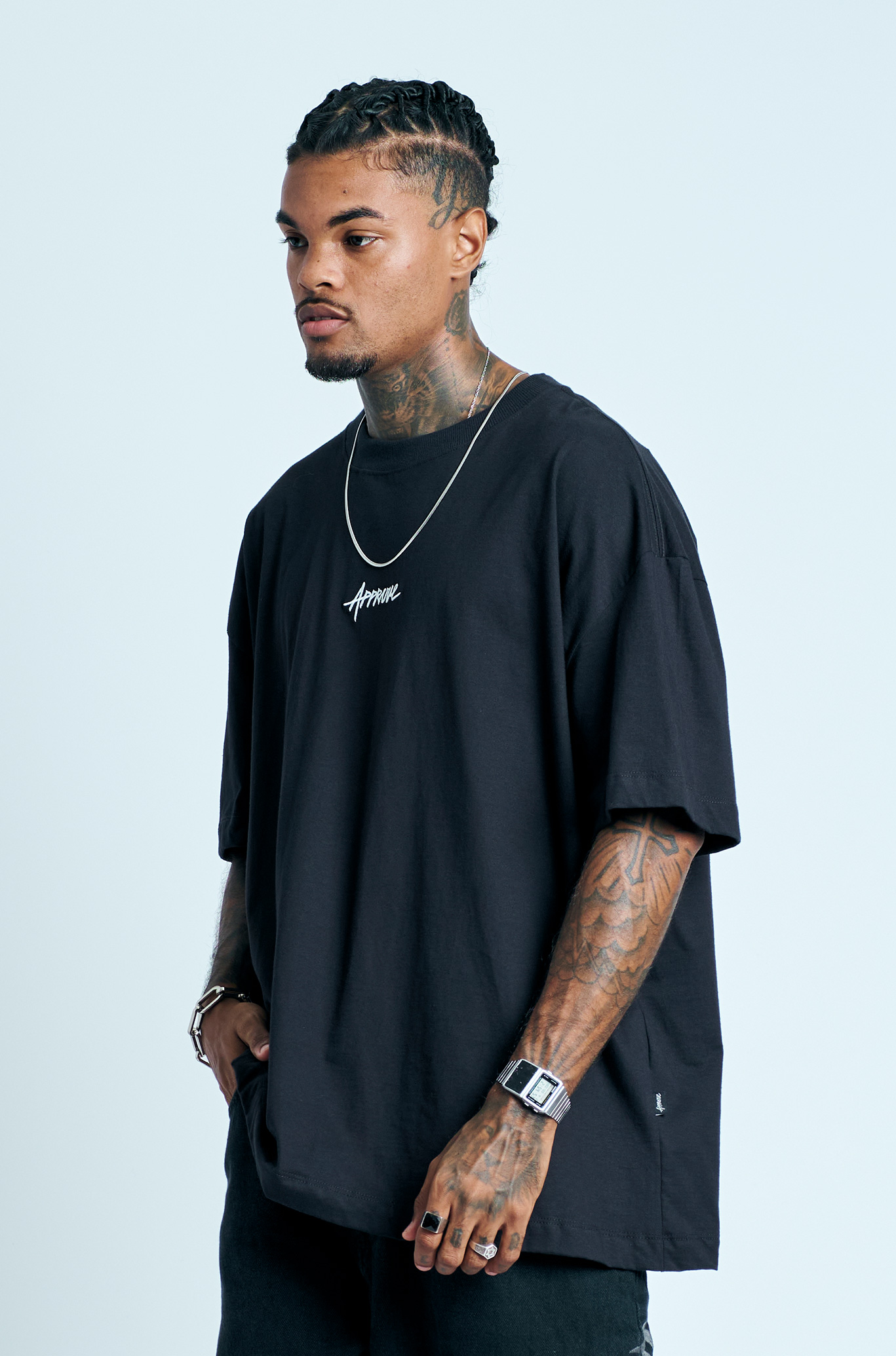 Camiseta Oversized Preta Estampa Arte Mensagem - Estilo Versátil e